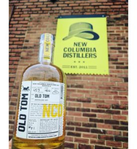 Green Hat Navy Gin